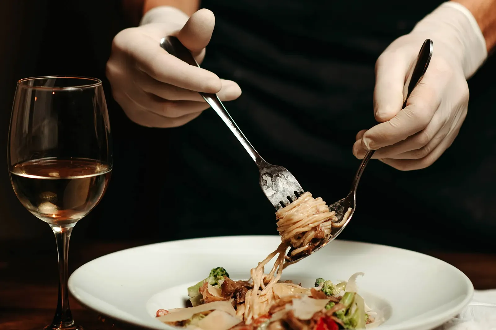 Fine dining plated in a Marbella restaurant