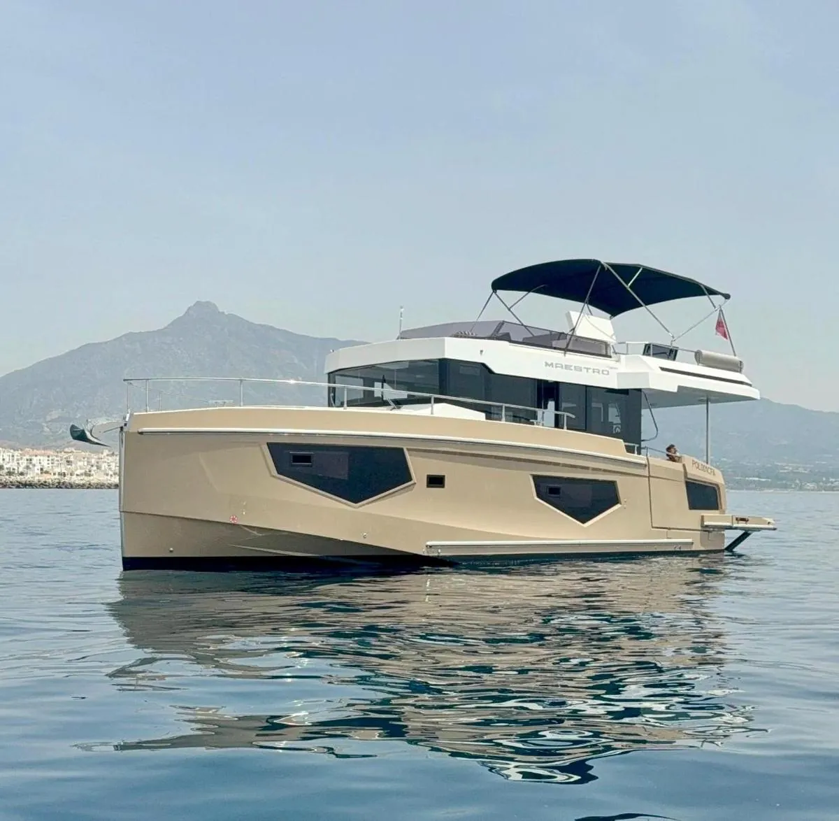 Cobra Maestro 42 — 13 mts charter yacht available in Marbella